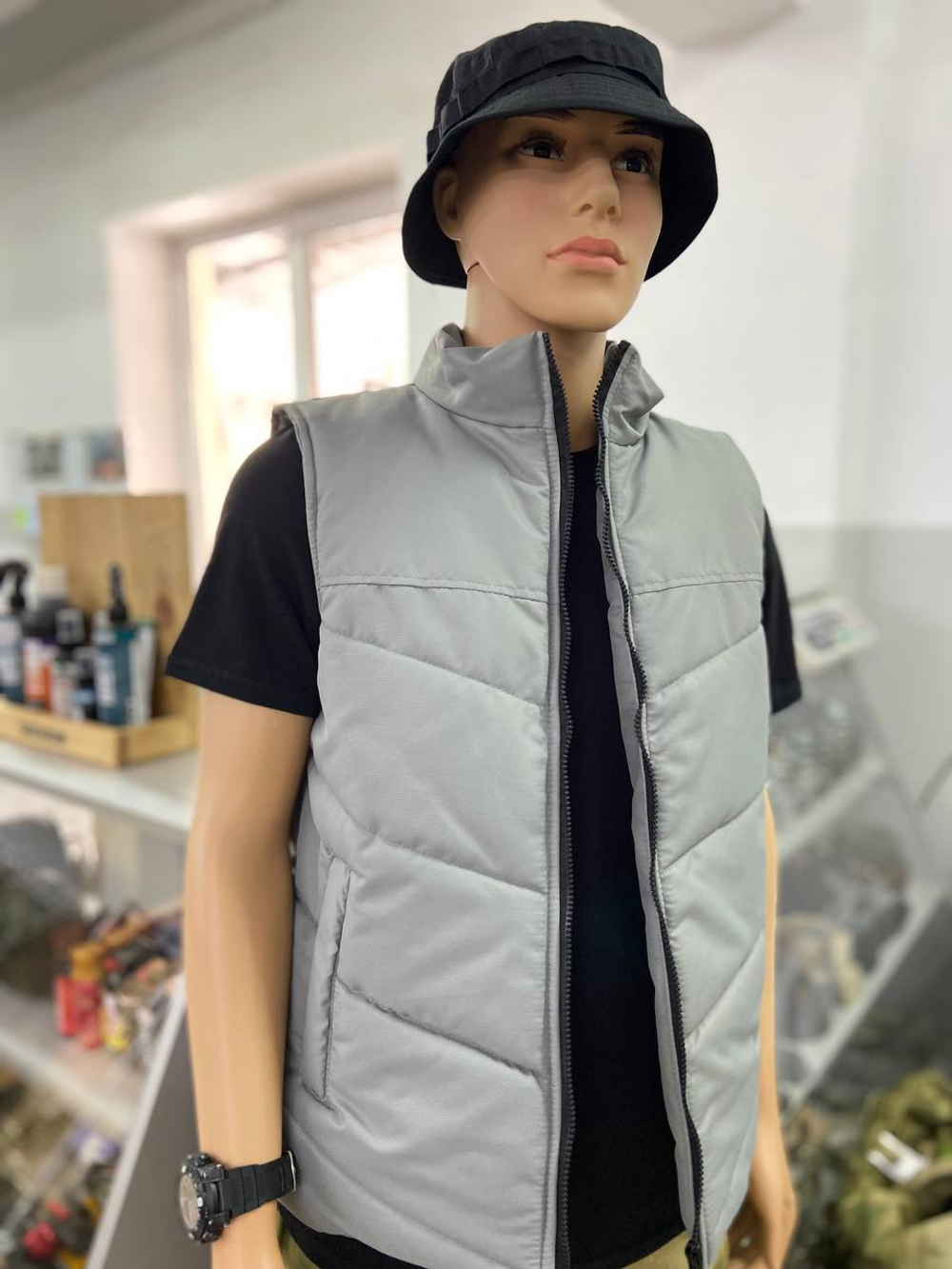 Жилет утеплённый / серый