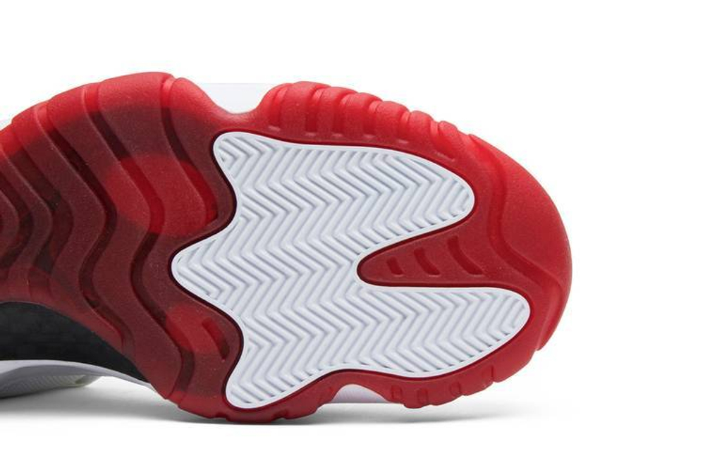 Кроссовки Jordan Air Jordan 11 Retro Low White Red (2012)