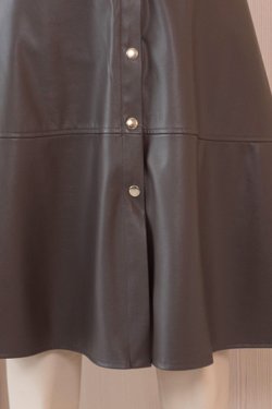 Юбка в цвете какао из экокожи
