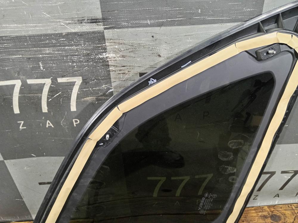 Стекло багажника заднее правое глухое Geely Monjaro 21-нв Новое Оригинал 5085104900