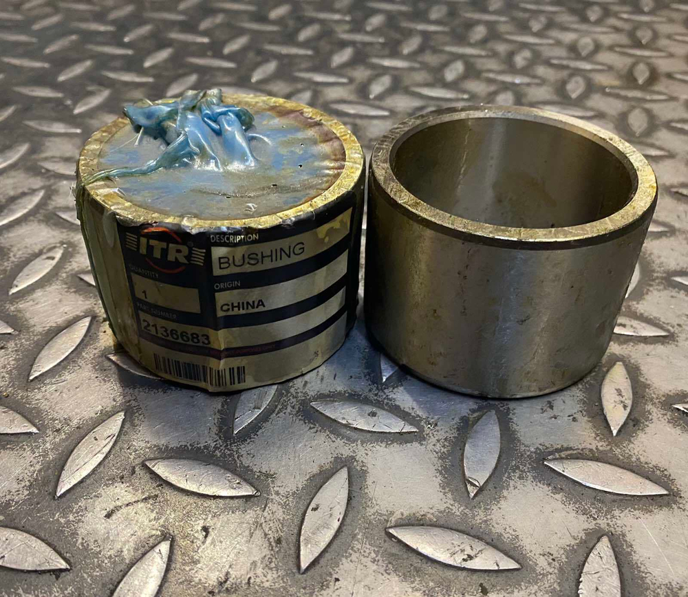 Втулка 213-6683