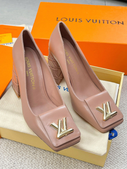 Louis Vuitton Shake Pump