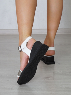 Босоножки женские VAGZATTI 201-98-560