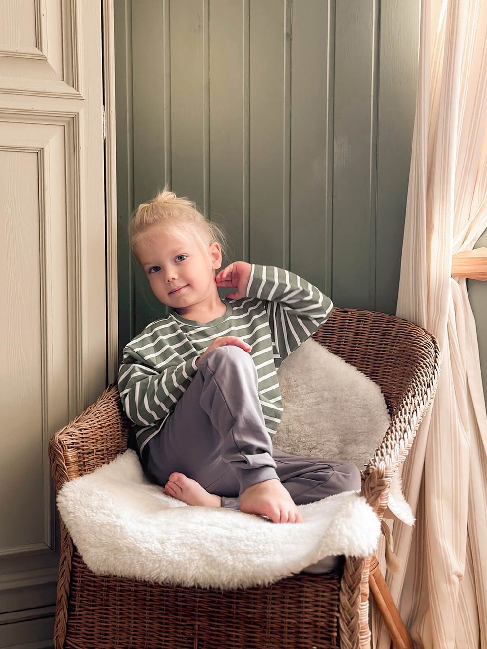 Джоггеры Mjölk Fog