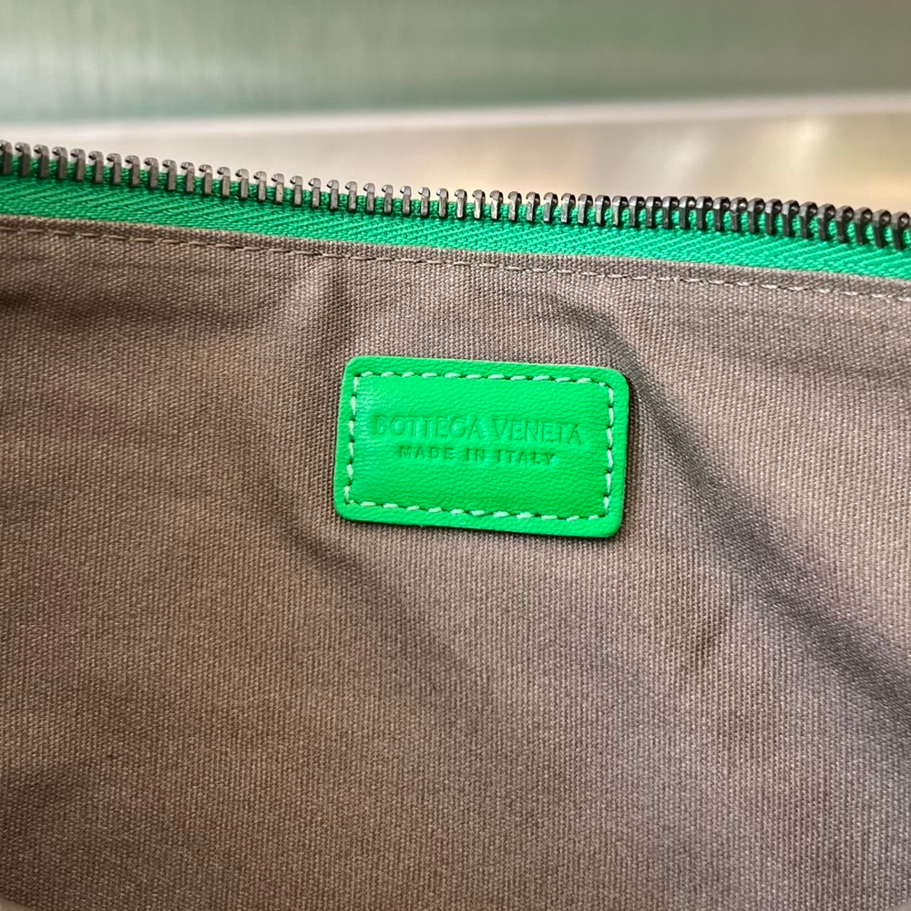 Bottega Veneta Pouch 30 cm