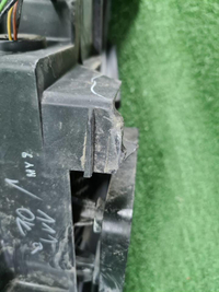 Битая Фара правая Nissan Qashqai J11 (2013-2019) галоген