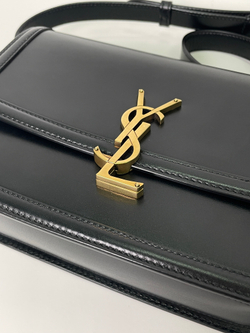 Сумка Saint Laurent Medium Solferino Shoulder Bag