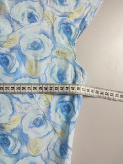 Блузка EVENTAIL нежной расцветки 46  размер