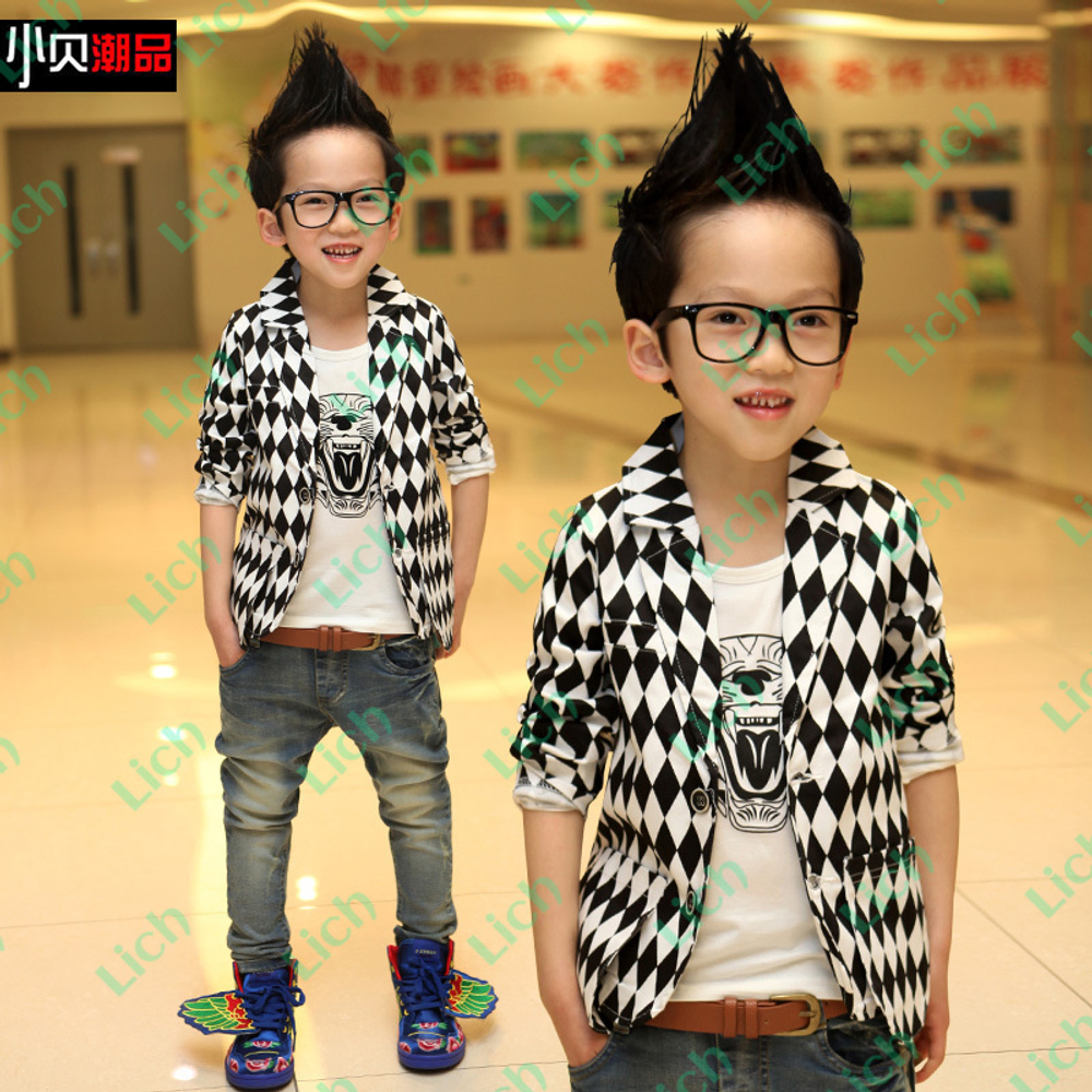 Пиджак детский с черно-белым геометрическим принтом