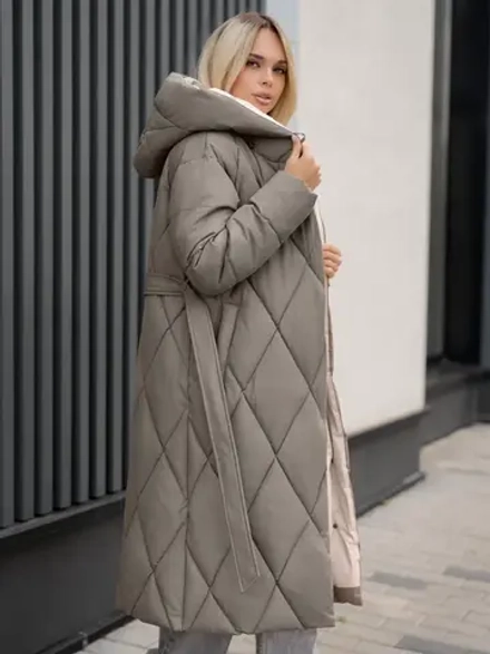 Пуховик стеганный зимний длинный с капюшоном