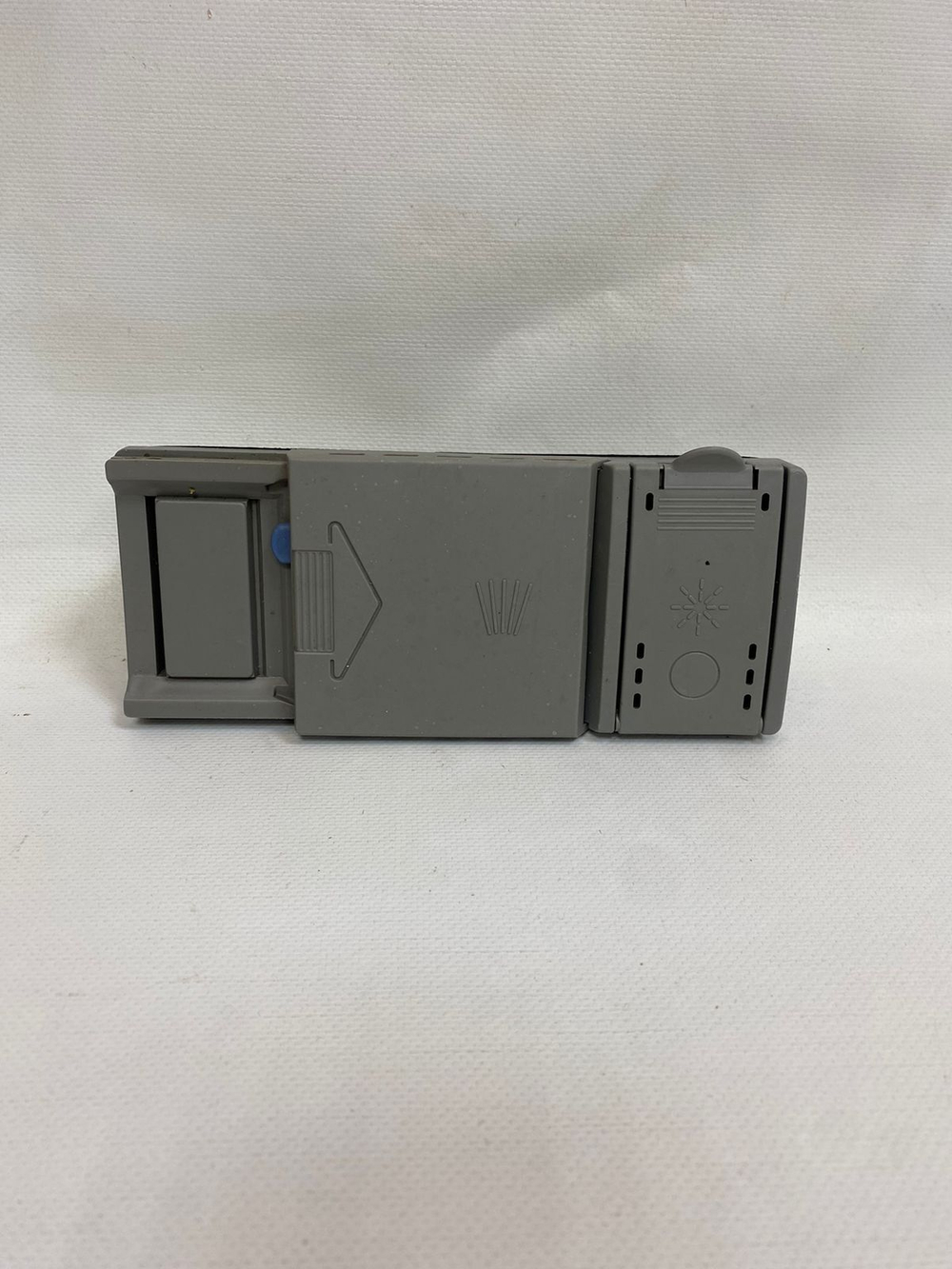 3.4 Дозатор моющих средств Bosch 490467 б/у для посудомоечной машины