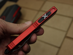 Нож Microtech Ultratech S/E - красная рукоять, клинок сатин RK-355