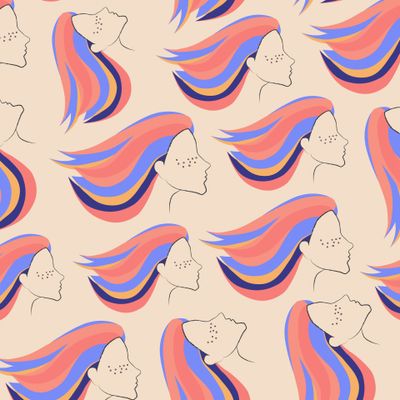 Девушка с веснушками в профиль