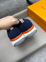 Кроссовки Santoni