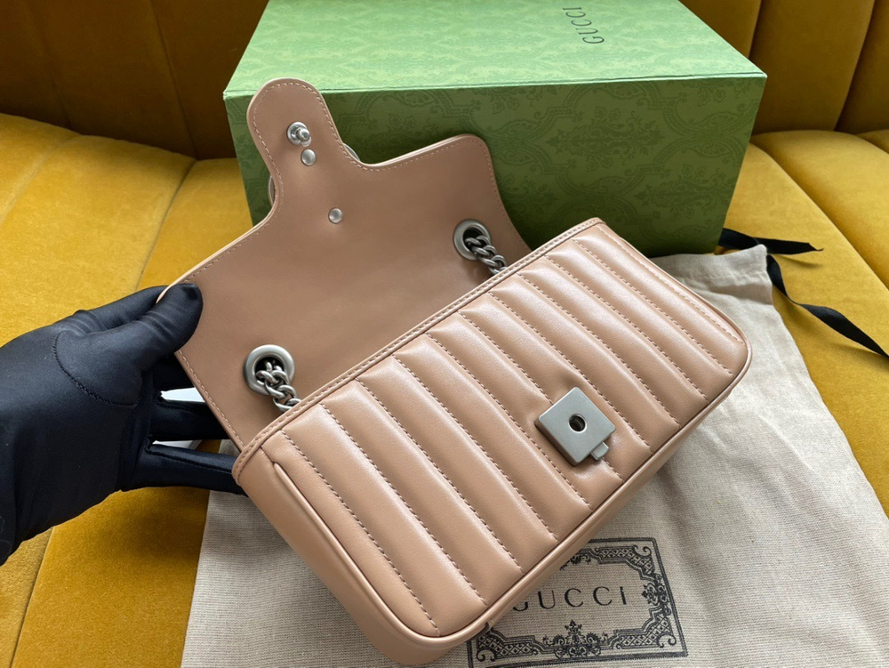 Gucci Marmont 22 cm