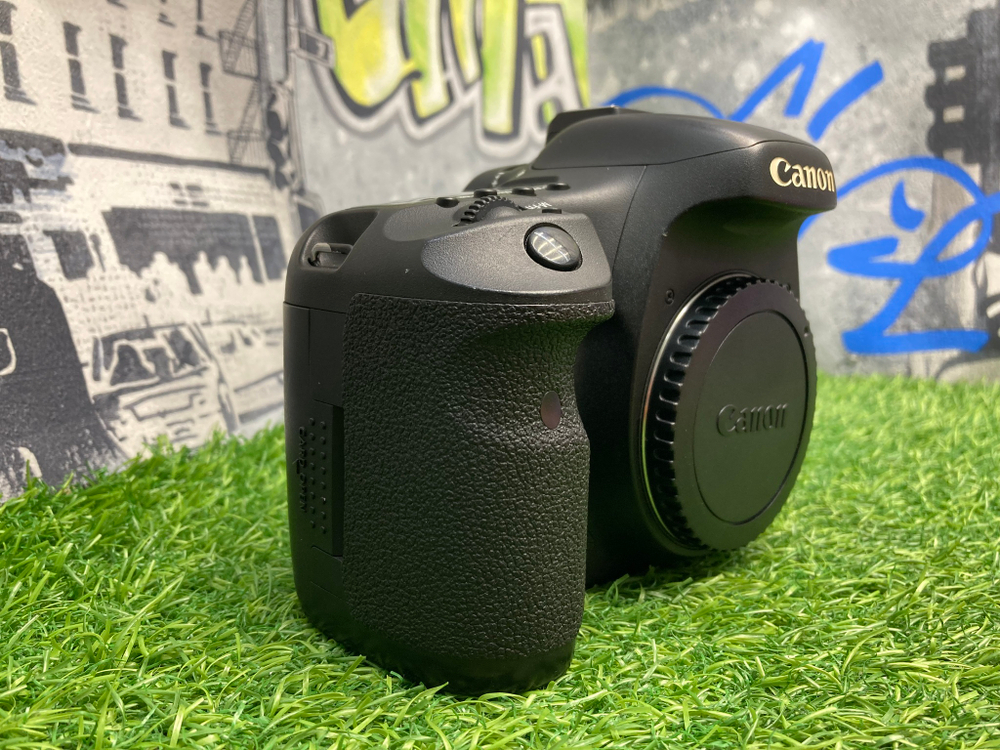Canon EOS 7D 32.000 кадров