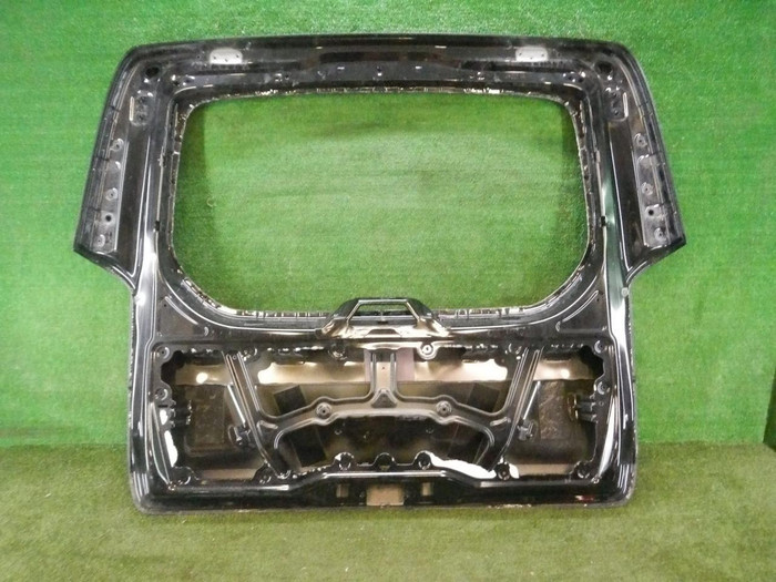 Крышка багажника Mercedes V W447 (2014-н.в.)