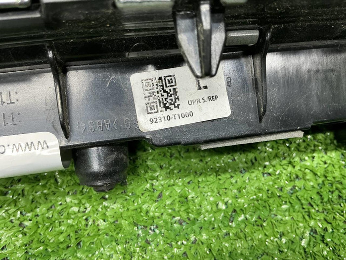 Указатель поворота левый Genesis GV80 (2020-н.в.)