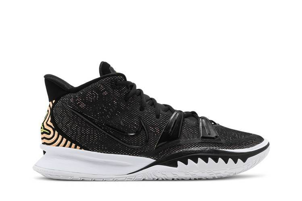 Кроссовки Nike Kyrie 7