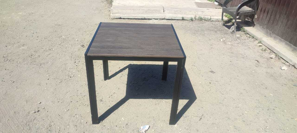 Алюминиевый квадратный стол ПОЛИВУД-13 80*80  цвет тик арт.1037