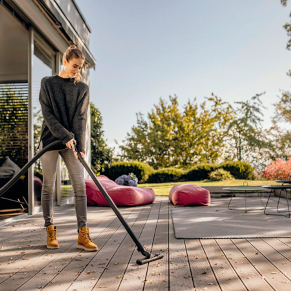 Пылесос Karcher WD 2 Plus V-15/4/18