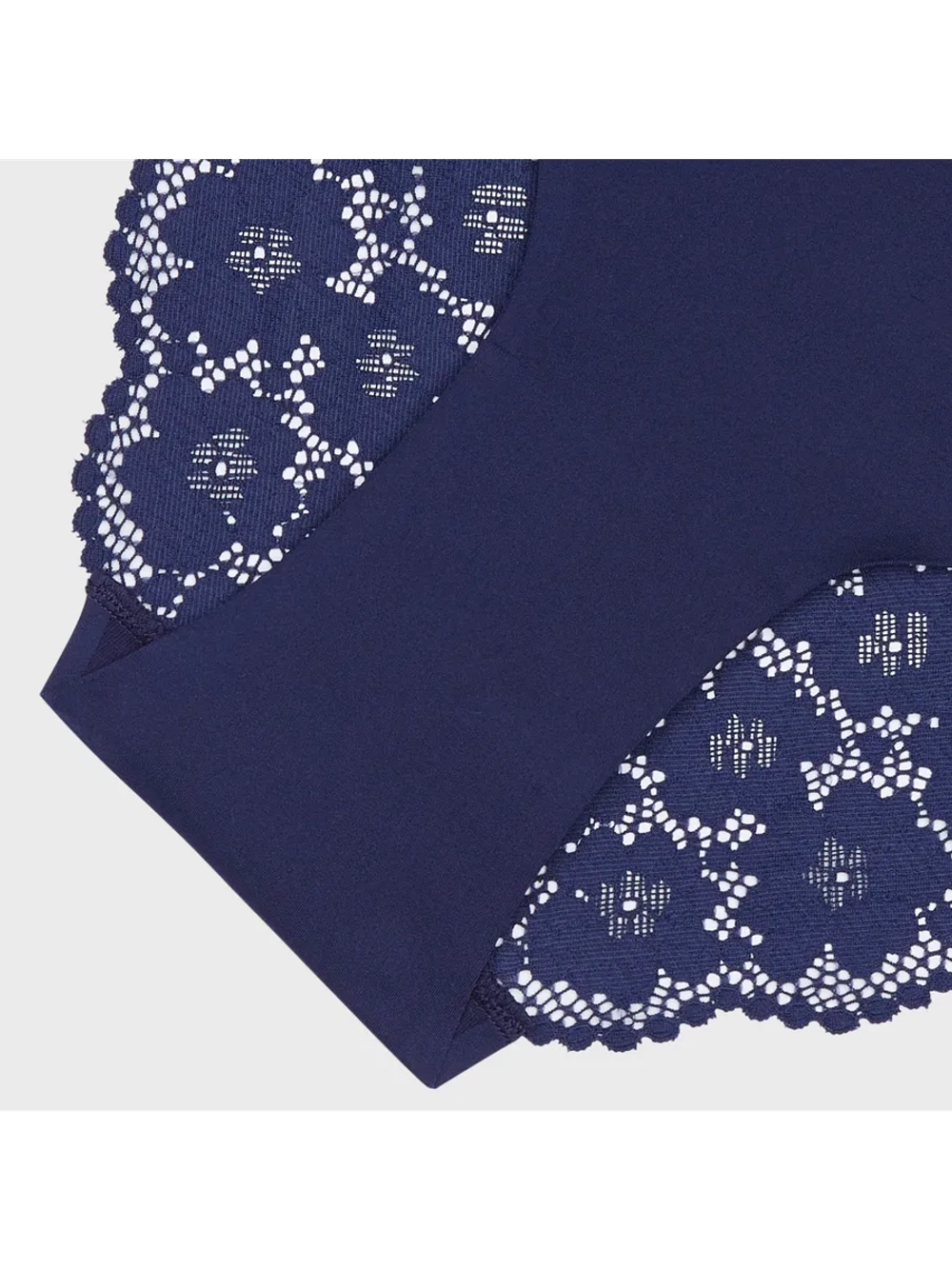 Трусы женские