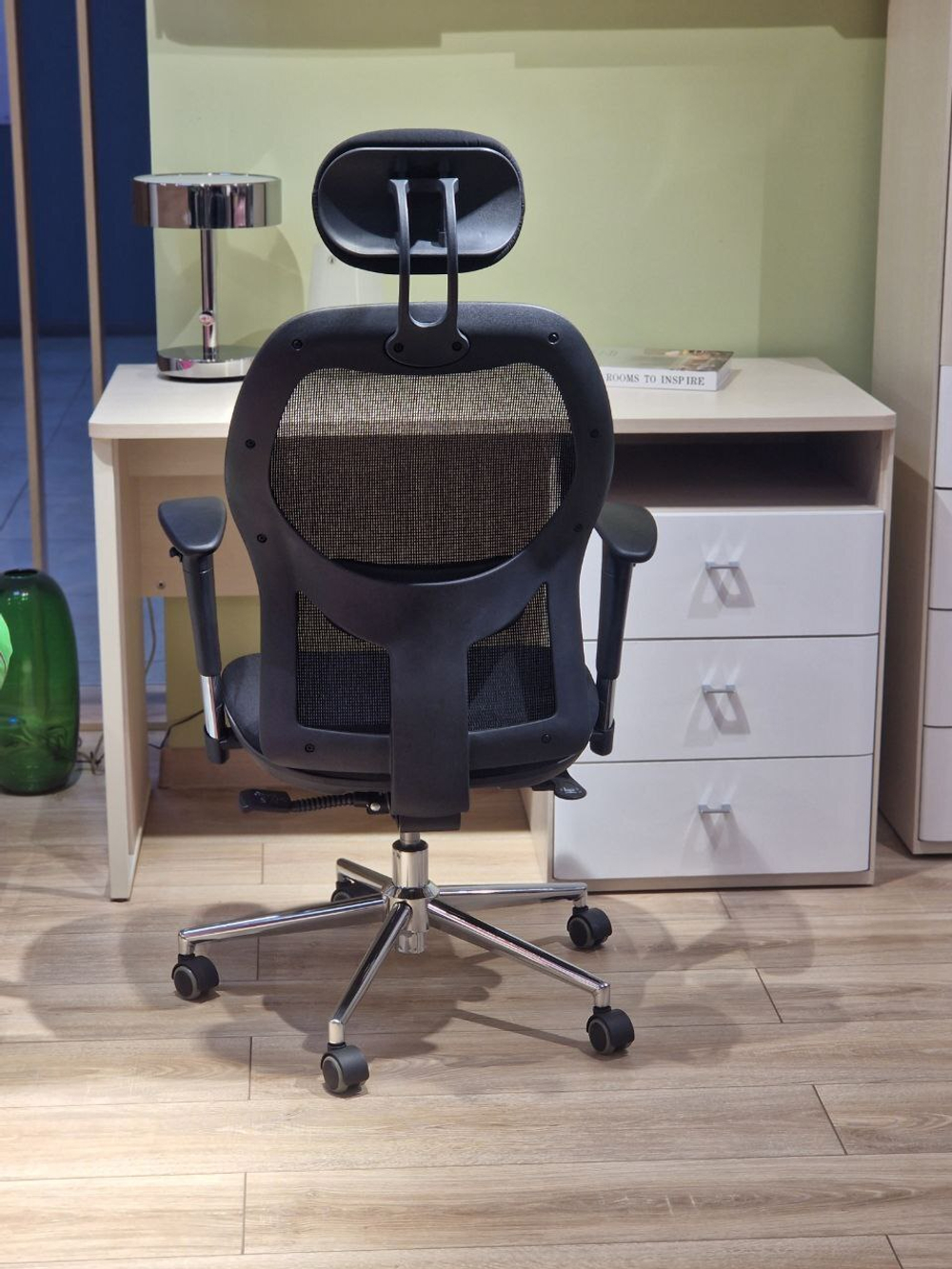 Кресло офисное 2262-213 +F109 Black