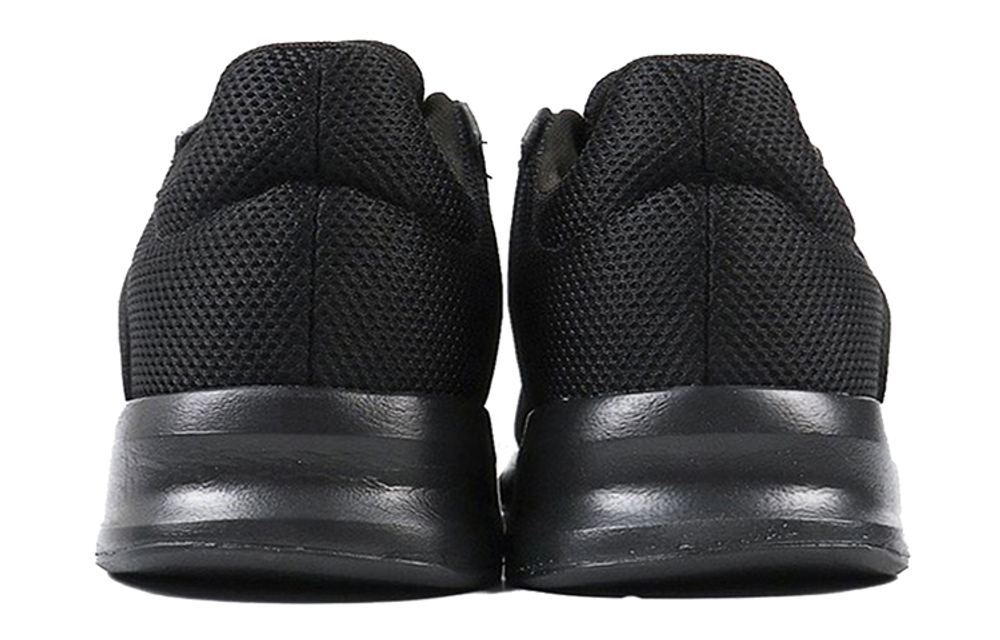 Кроссовки Adidas Showtheway