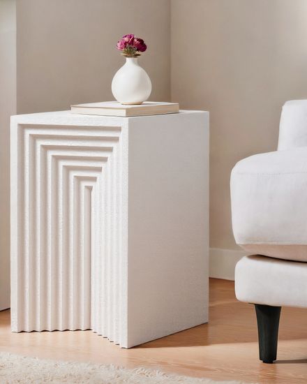 Бежевый приставной столик “Кносс”