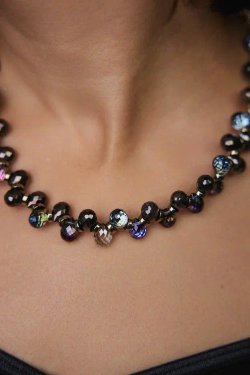 Колье "Деора" шоколадный чешский хрусталь, оттенок золото