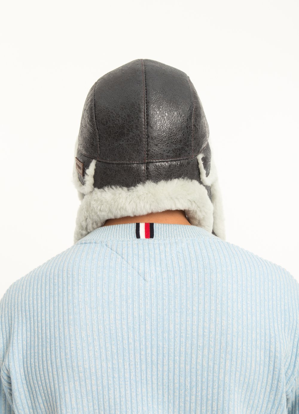 Мужская шапка из натуральной овчины