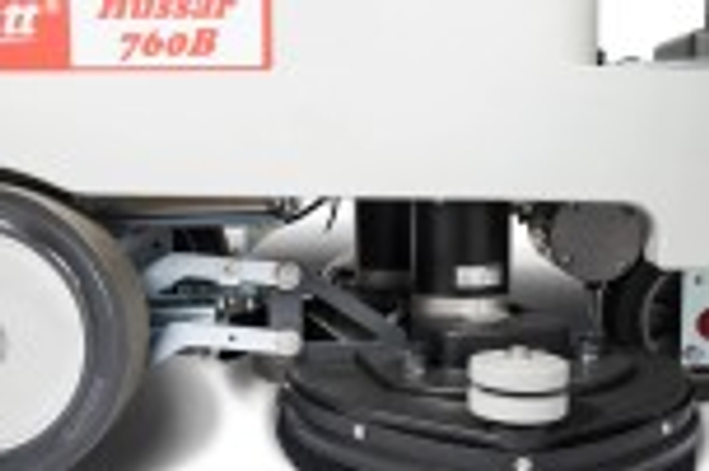 Машина поломоечная Bennett HUSSAR H760b Li-150 Ah,  с местом оператора BNT64150