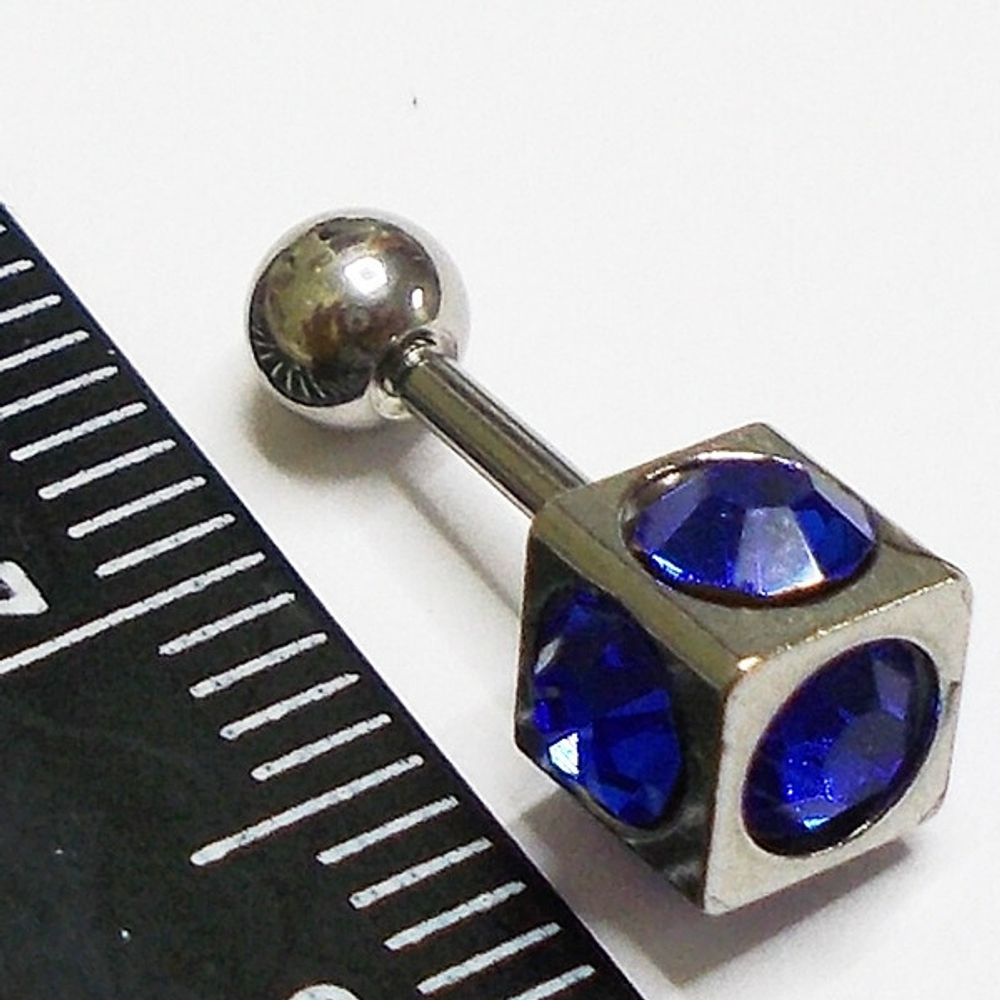 Микроштанга 8 мм для пирсинга ушей "Кубик". Медицинская сталь, синие кристаллы. 1 шт
