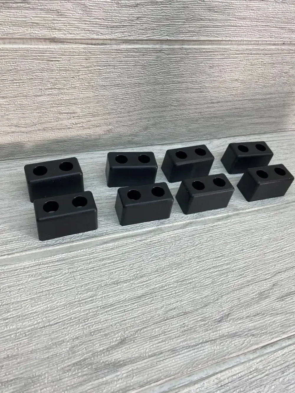 Пластиковые ножки для мебели дивана шкафа тумбочки стола