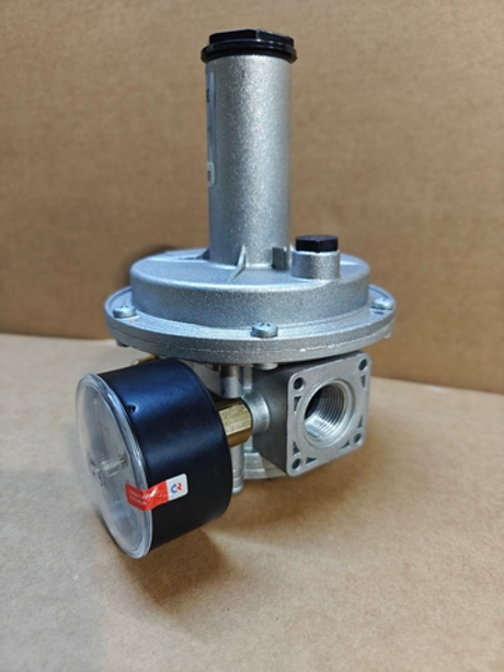 Стабилизатор давления газа