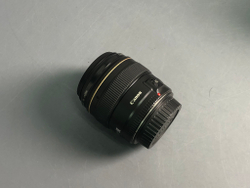 Canon EF 100mm 2 USM