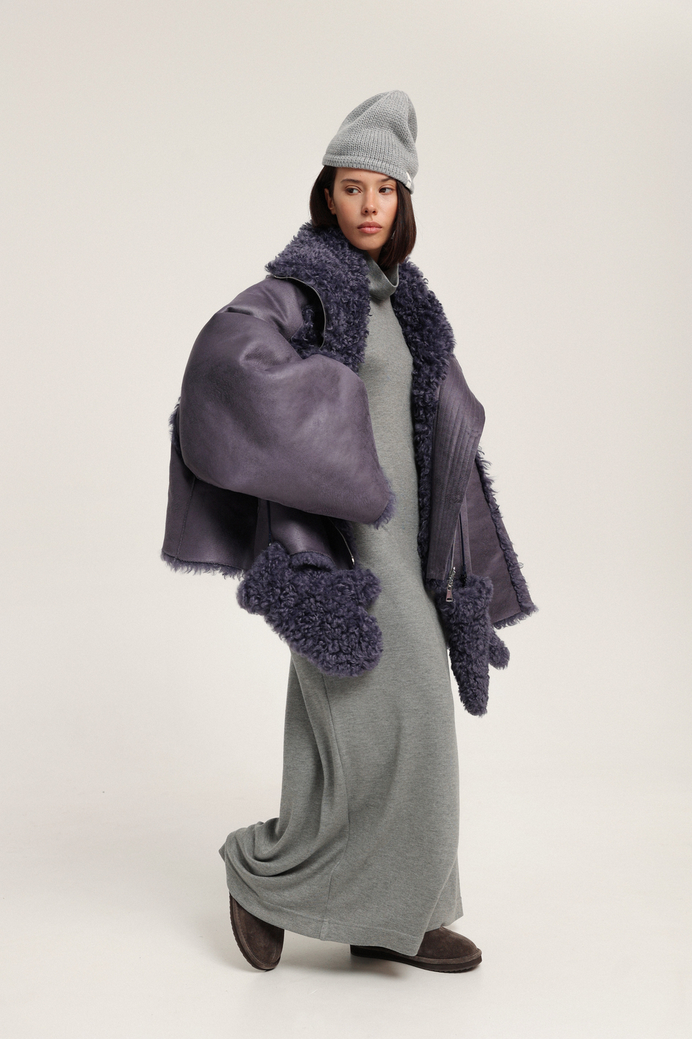 Варежки из экомеха