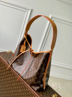Louis Vuitton CarryAll MM