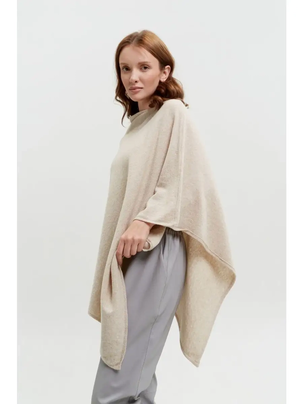 Накидка женская Т028-08/08 бежевая