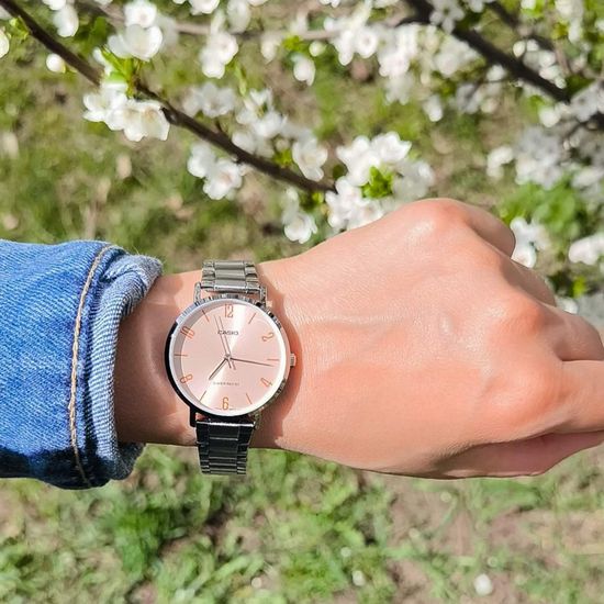 Наручные часы Casio LTP-VT01D-4B2