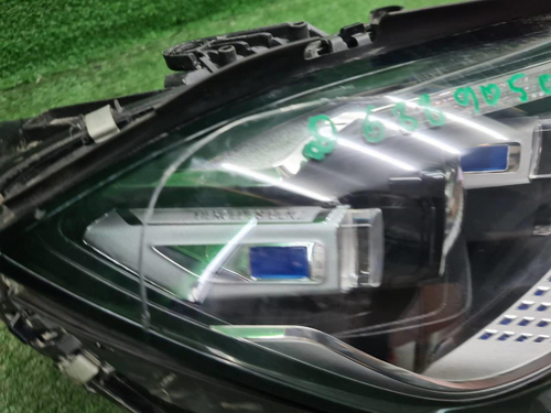 Фара правая Mercedes S W223 (20-нв) Digital Light