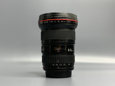 Canon EF 16-35mm 2.8L II USM царапины на линзе