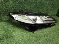 Битая Фара правая Toyota Camry xv70 (20-нв) LED