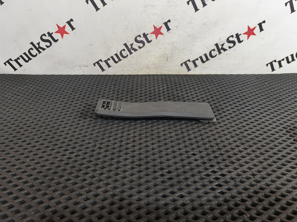 Комплект креплений крыла