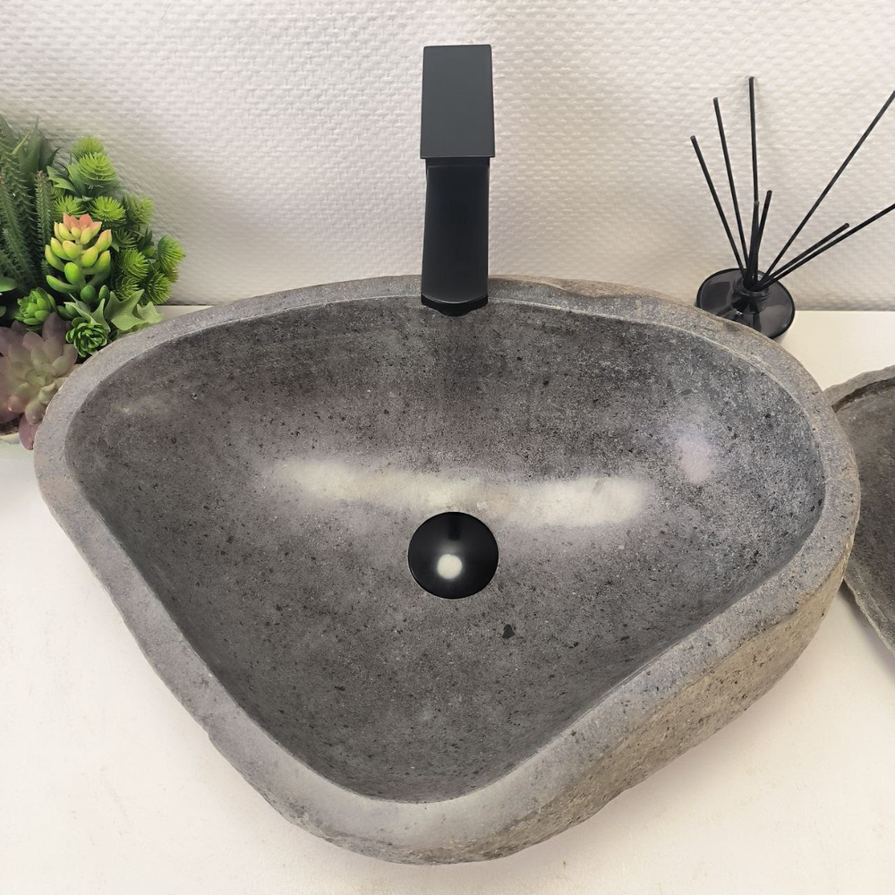 Раковина из речного камня RS-63683 (53*39*15) 0122