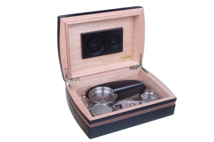 Хьюмидор Tom River на 25 сигар с подарочным набором, Черный лак 569-145