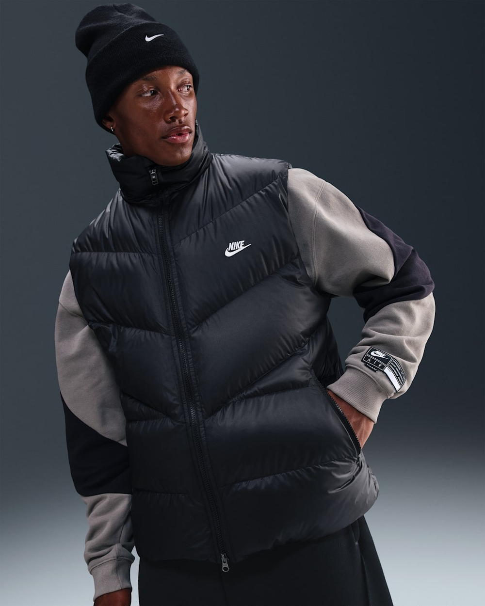 Жилет утепленный мужской NIKE M NK WINDRUNNER STMNT VEST DWN