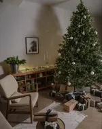 Елка с гирляндой 2в1 «Торжественная» (Литая хвоя) 210 см / 2,1 м