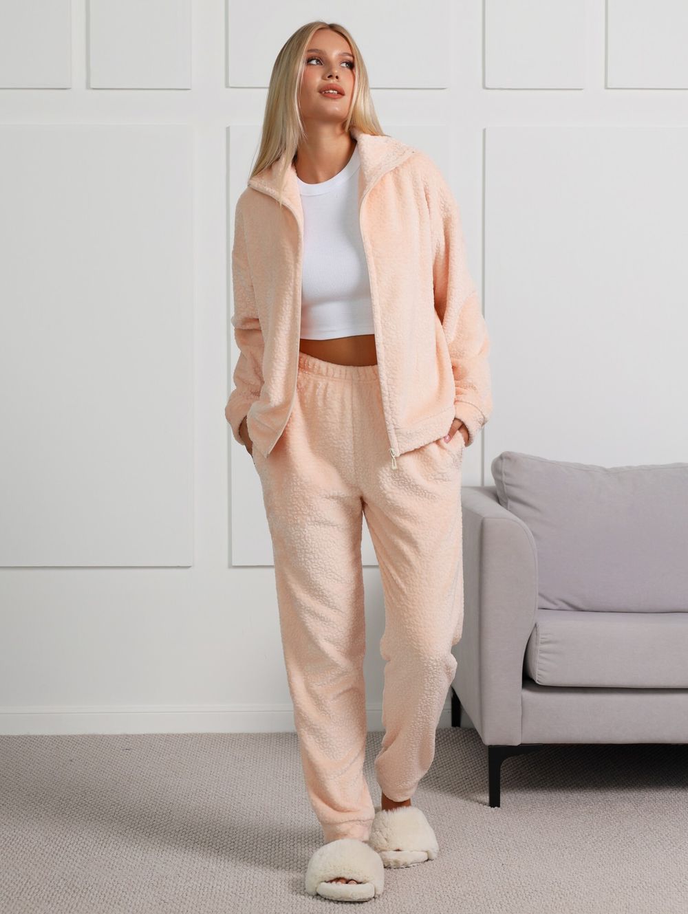 Костюм Лео-2 Виотекс ПЕРСИКОВЫЙ