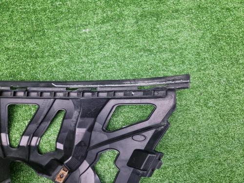 Кронштейн ПТФ правый Mini Hatch F56 (2013-2018)